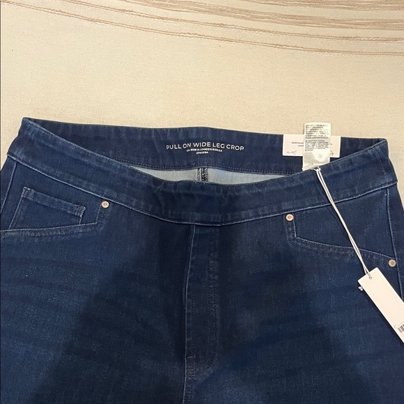 Chico's Black Wide-Leg Jeans - Picture 2 of 4